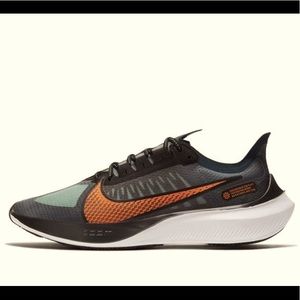 Nike Zoom Gravity WMN Size 7